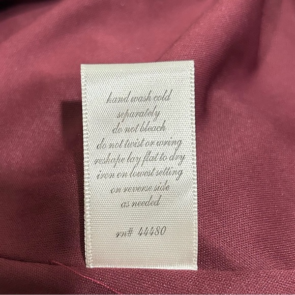 MiAmi Francesca’s Maroon Floral Sleeveless Racer Back Rayon Mini Dress Size L - Picture 7 of 8